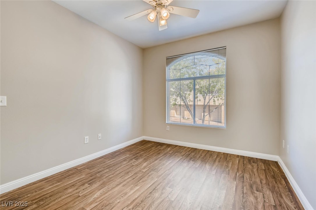 1713 Sky Of Red Drive 203 Property Photo 19