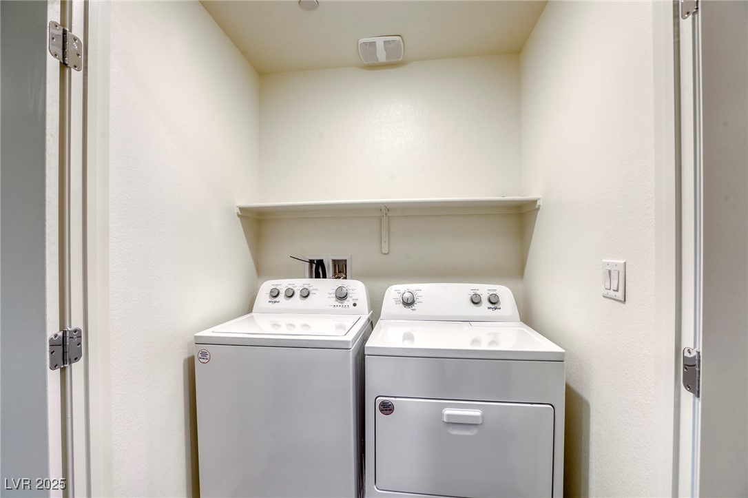 12728 Feathersong Street Property Photo 19