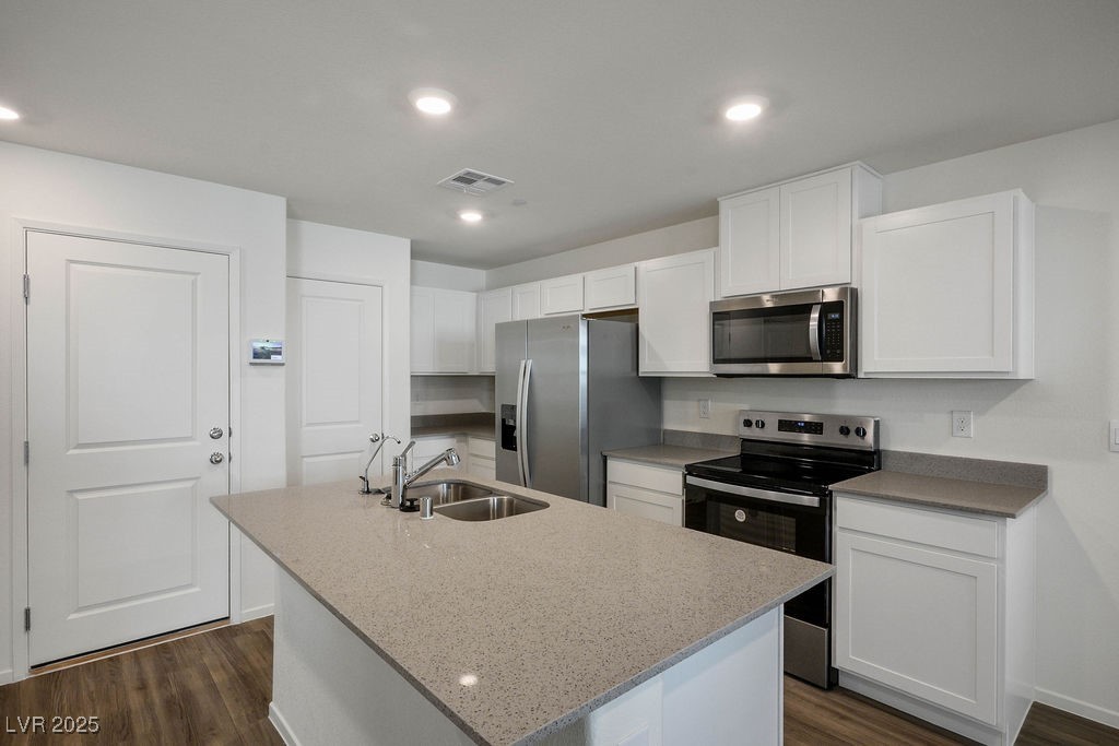 9338 Soothing Sea Street Property Photo 7