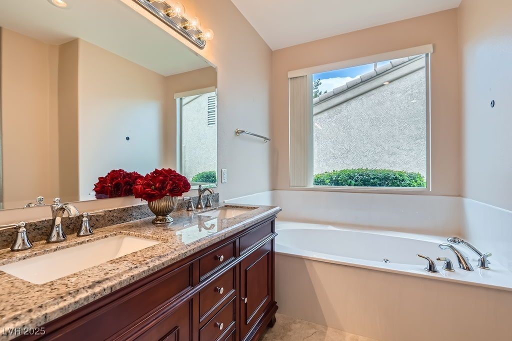 4311 Fiore Bella Boulevard Property Photo 17