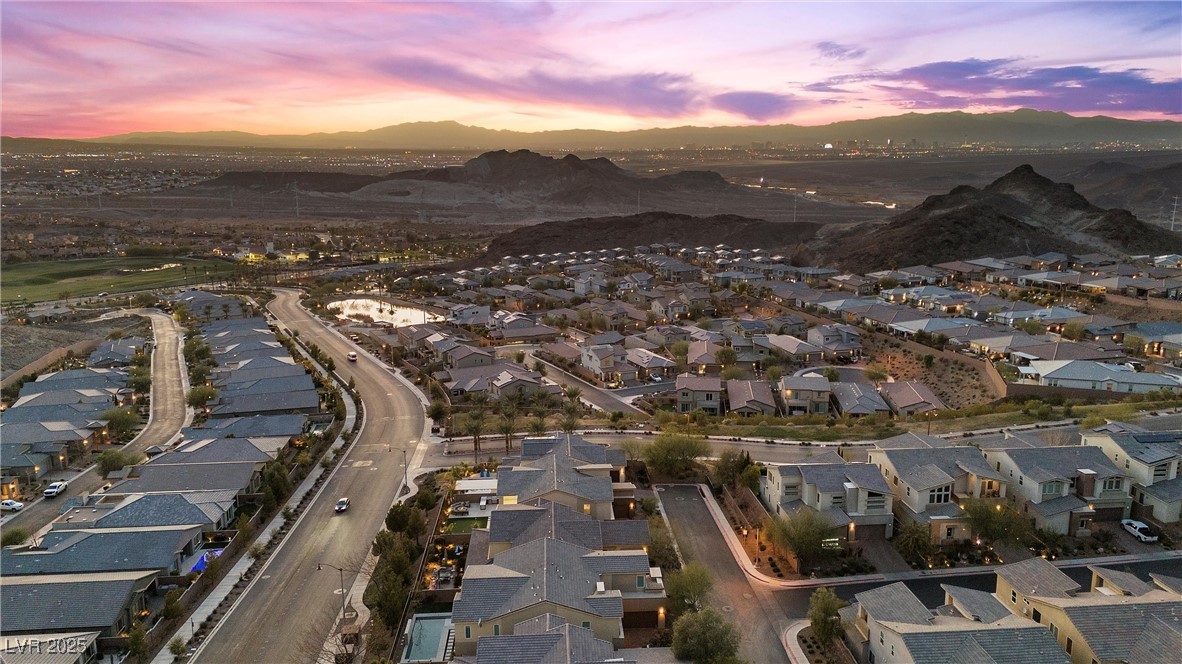 13 Scenic Terrain Avenue Property Photo 41