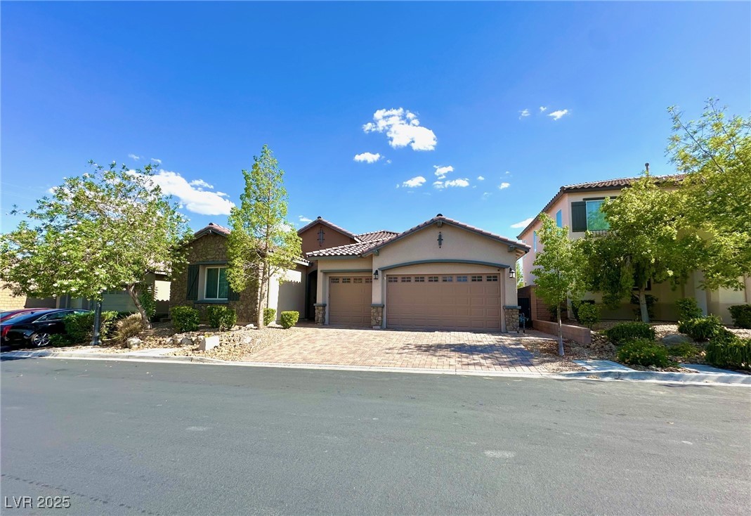 10719 Hammett Park Avenue Property Photo