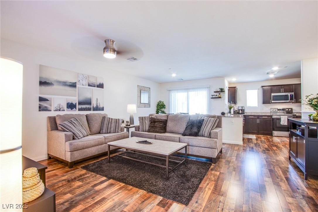 6819 Citron Mist Court Property Photo 11