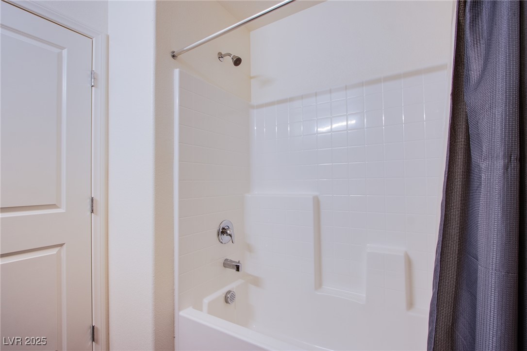 6819 Citron Mist Court Property Photo 23