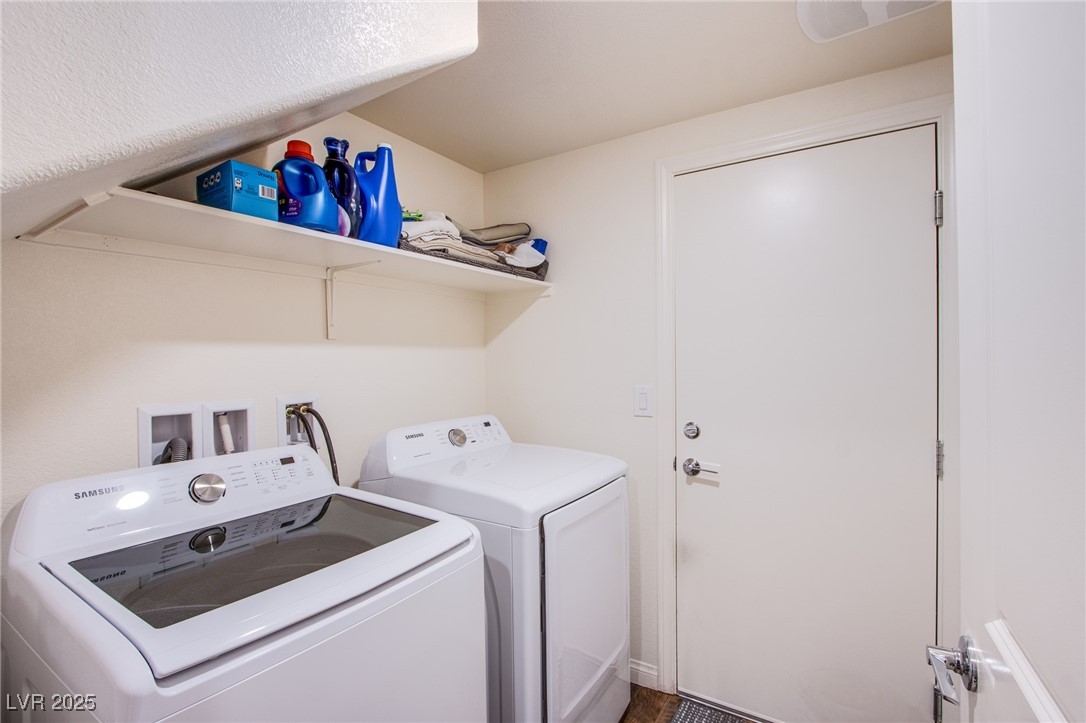 6819 Citron Mist Court Property Photo 27