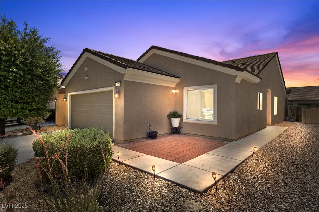 2117 Bay Thrush Way Property Photo 1