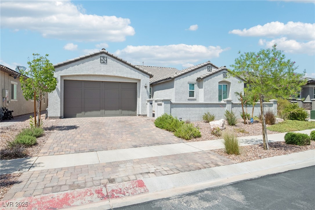 172 Lunga Avenue Property Photo 2