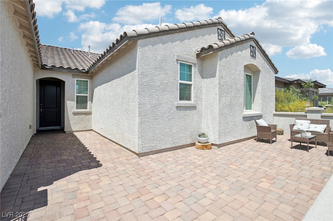 172 Lunga Avenue Property Photo 4