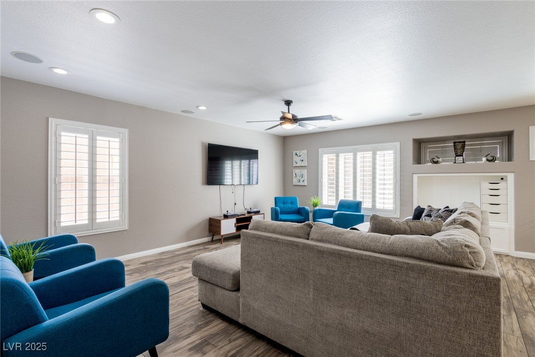 6251 Tuckaway Cove Avenue Property Photo 12