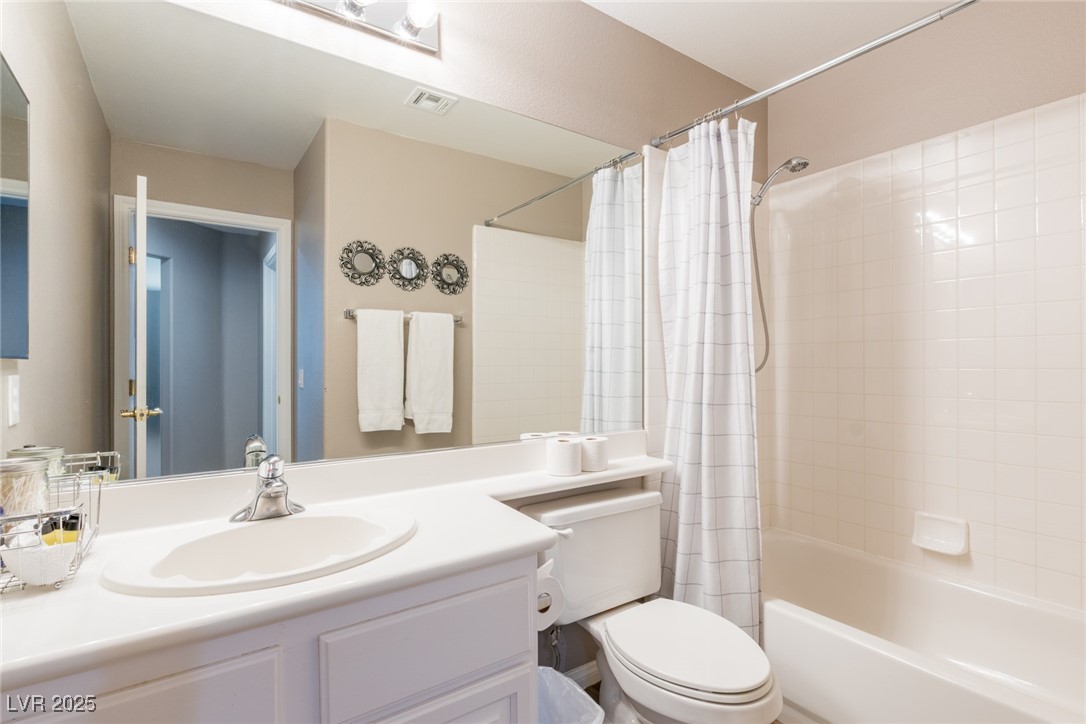 6251 Tuckaway Cove Avenue Property Photo 15