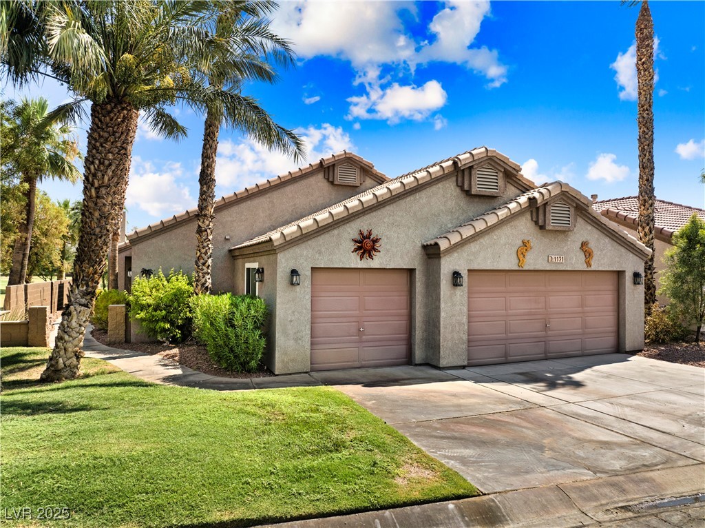 1131 Golf Club Property Photo 1