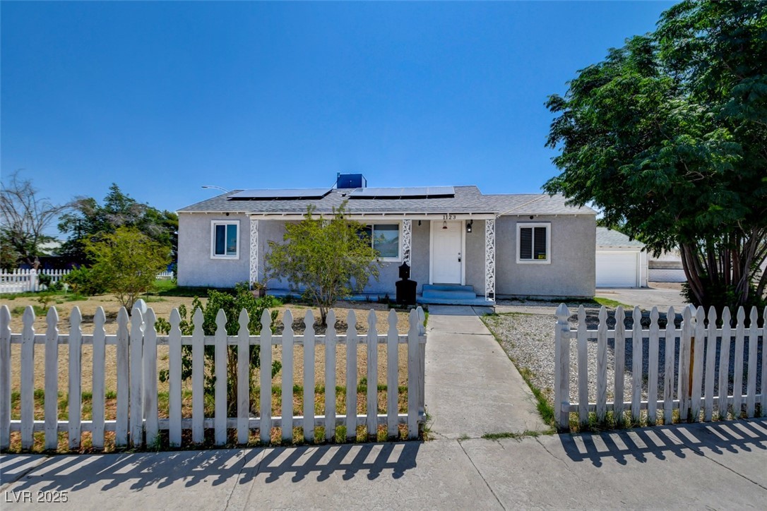 1123 Chapman Drive