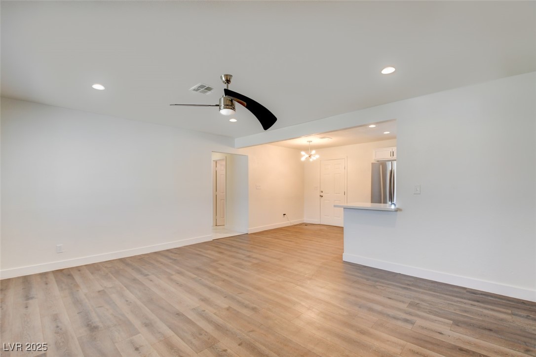 1123 Chapman Drive Property Photo 3