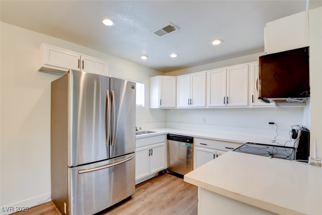 1123 Chapman Drive Property Photo 6