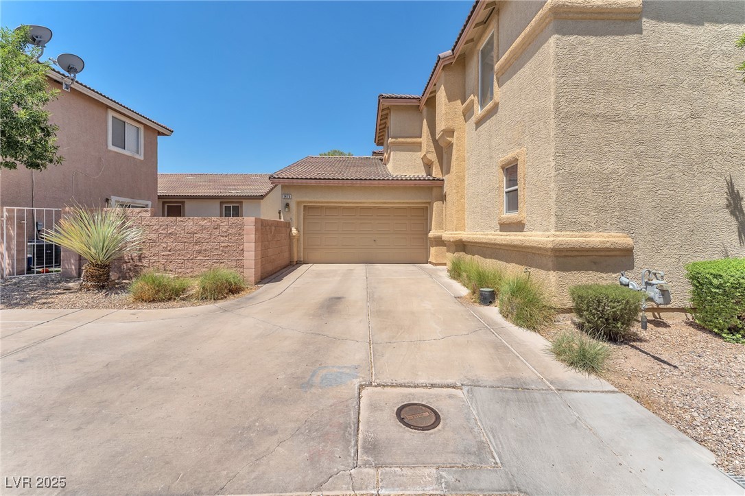 1476 Evening Song Avenue Property Photo 8