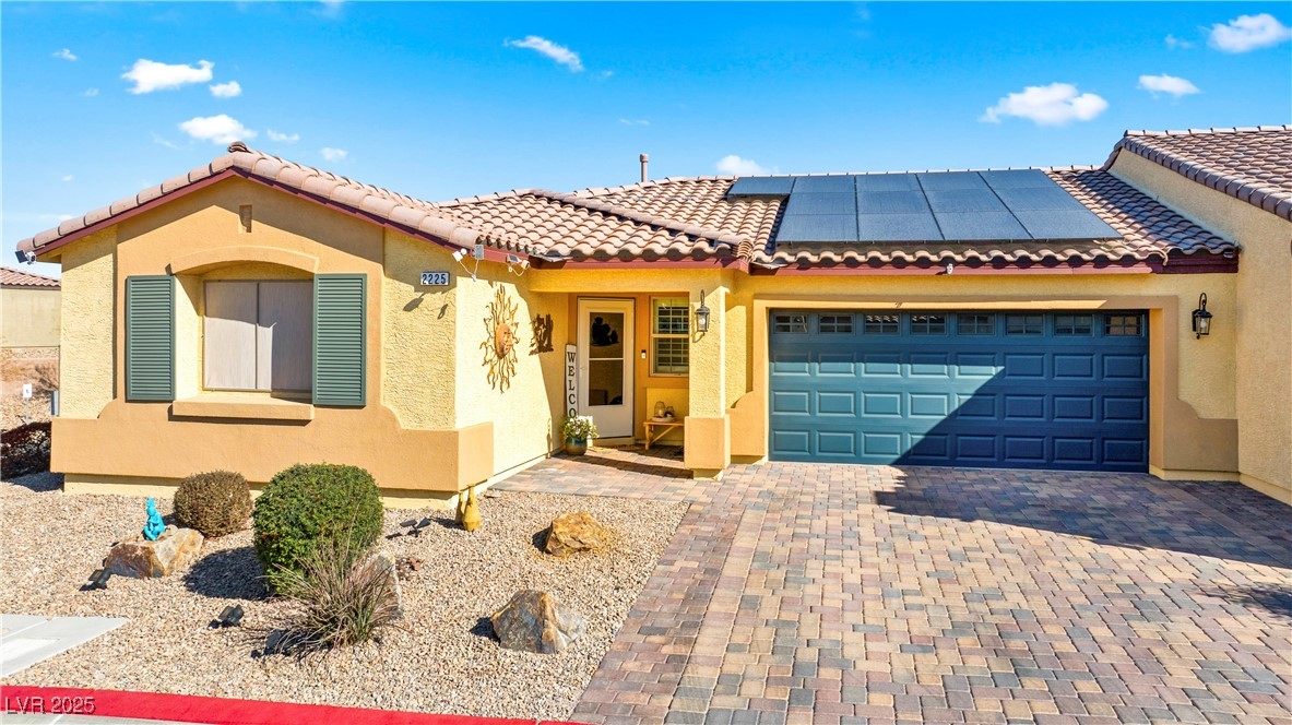 2225 Chandler Ranch Place Property Photo 1