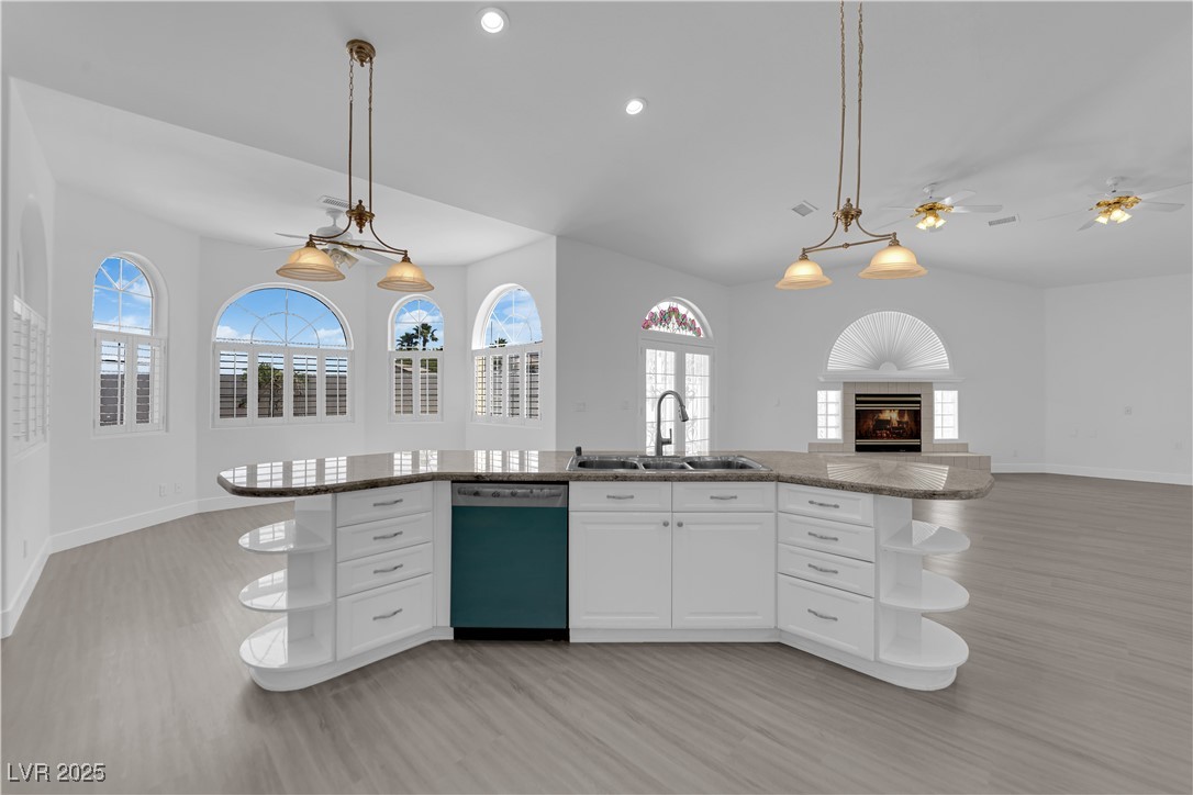 4418 Desert Bloom Court Property Photo 11