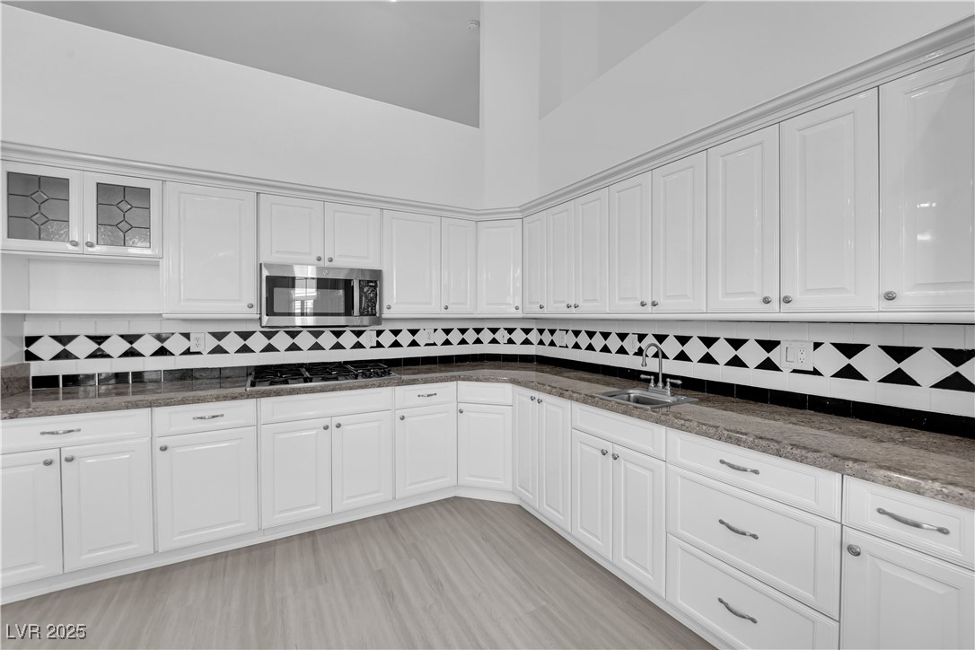 4418 Desert Bloom Court Property Photo 13