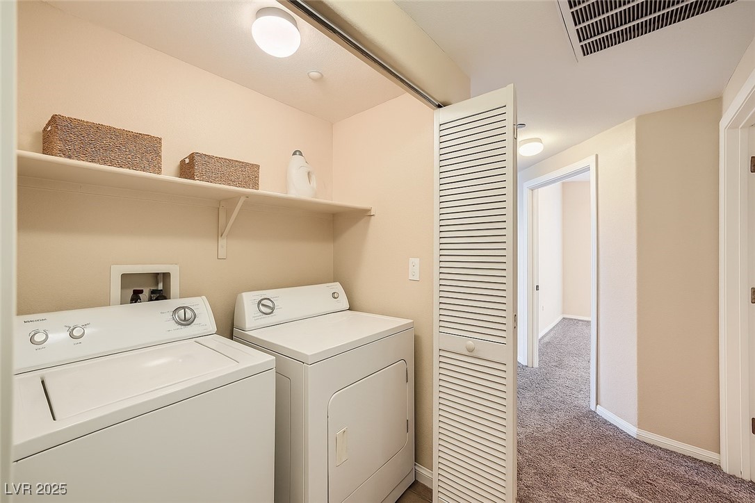 830 Carnegie Street 824 Property Photo 5