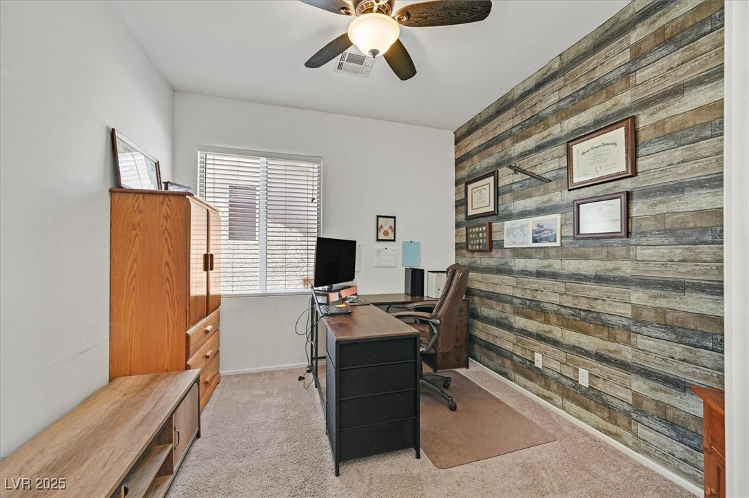 9105 White Eyes Avenue Property Photo 4