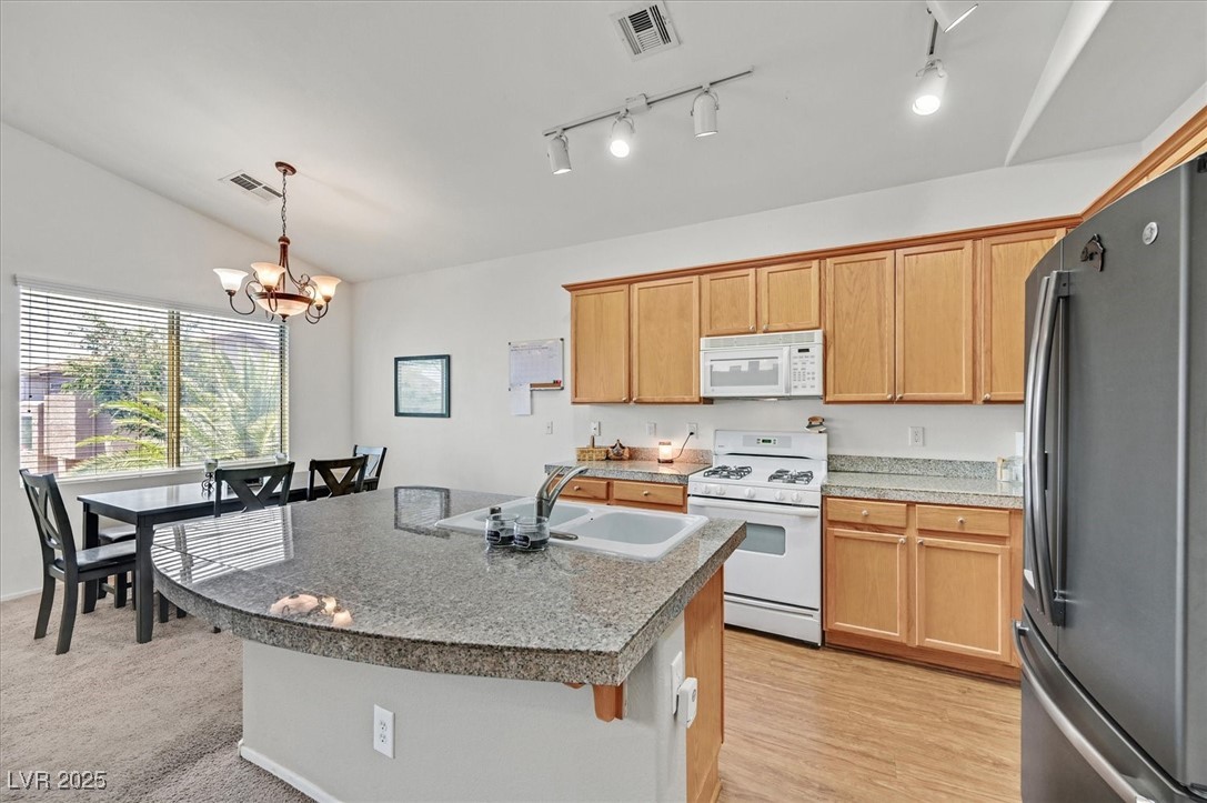 9105 White Eyes Avenue Property Photo 11