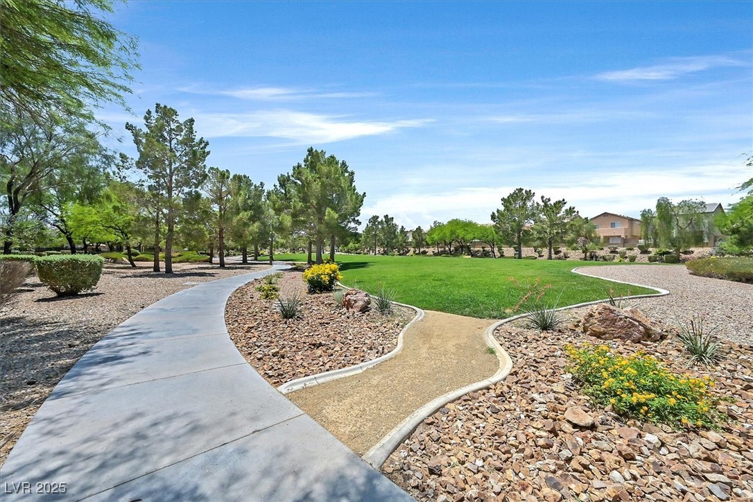 9105 White Eyes Avenue Property Photo 24