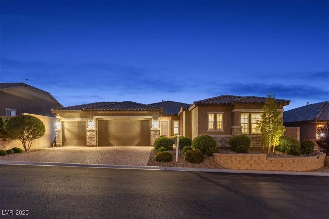 6192 Lautman Ridge Court Property Photo 2