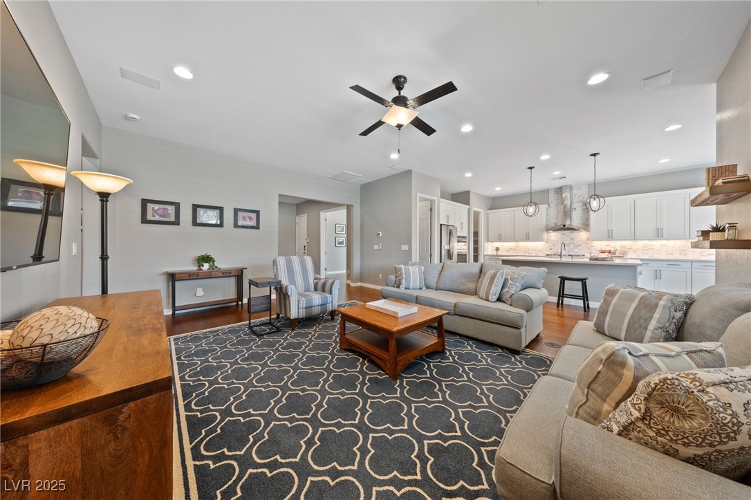 6192 Lautman Ridge Court Property Photo 11