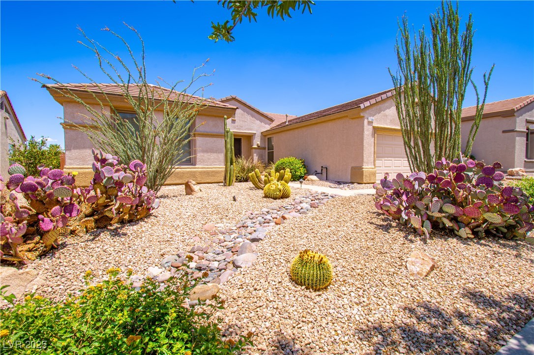 2106 King Mesa Drive Property Photo 2