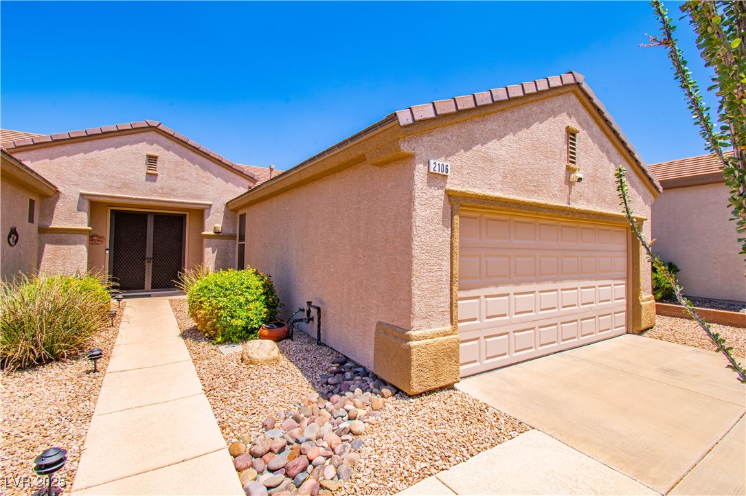 2106 King Mesa Drive Property Photo 3