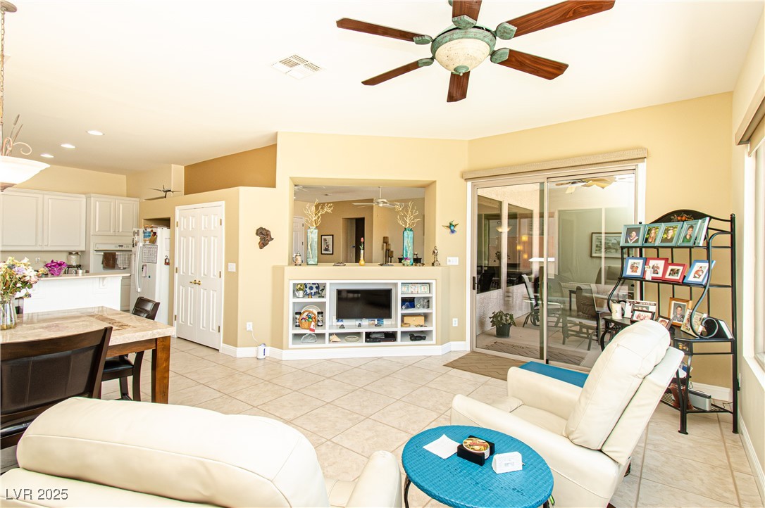 2106 King Mesa Drive Property Photo 15