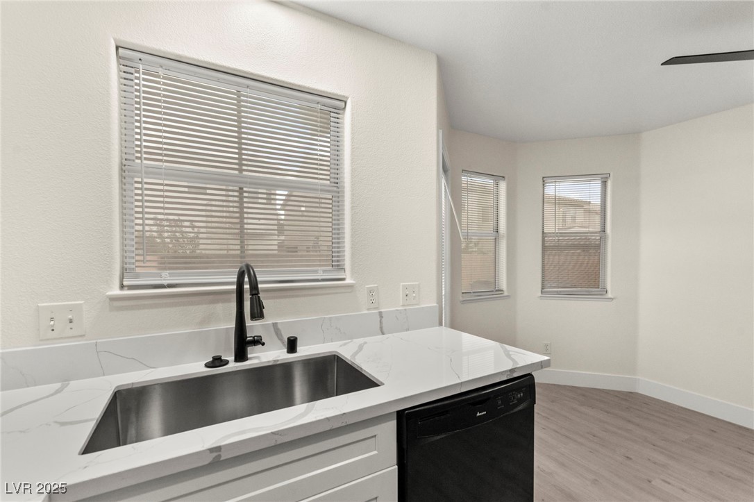 7566 Glowing Ember Court 101 Property Photo 13