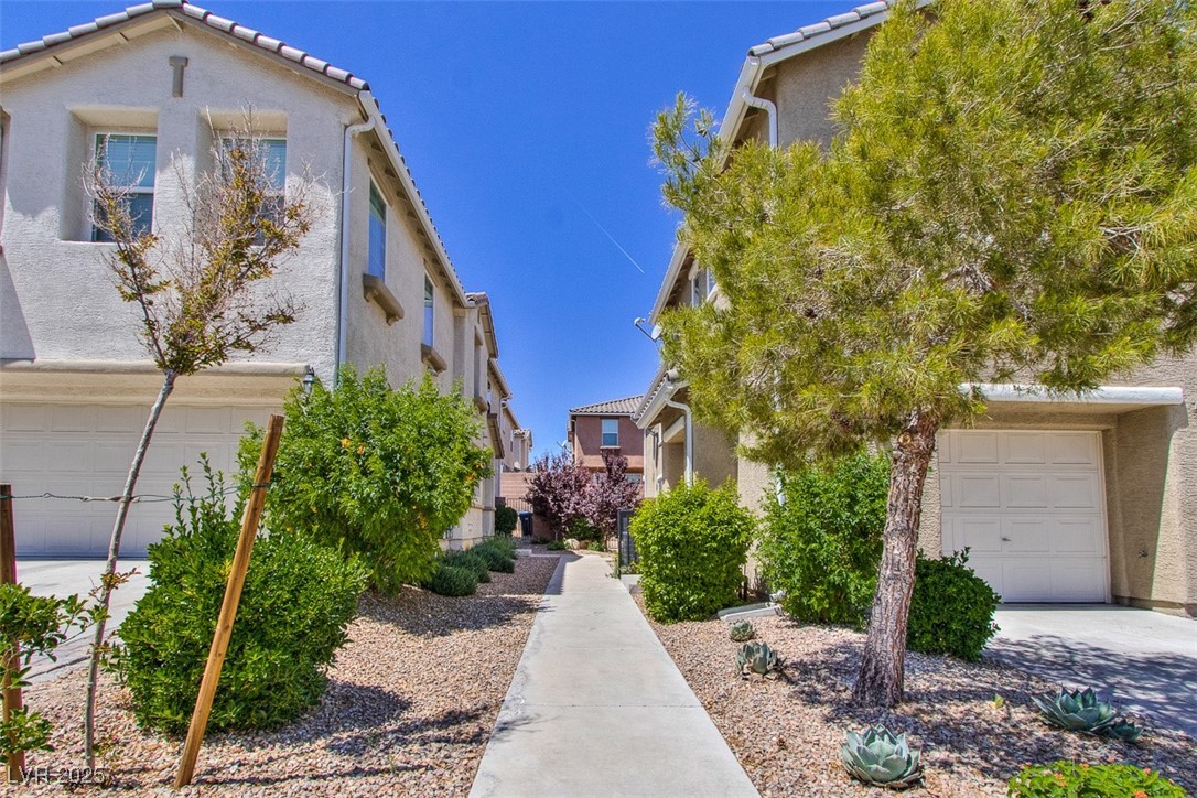 23 Hudson Canyon Street 3 Property Photo 4