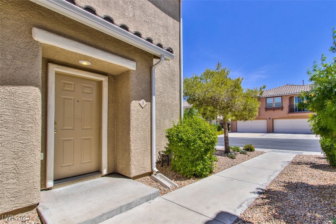 23 Hudson Canyon Street 3 Property Photo 5