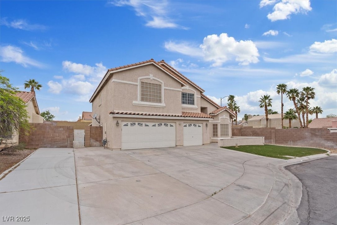 7711 Lofty Hill Court Property Photo