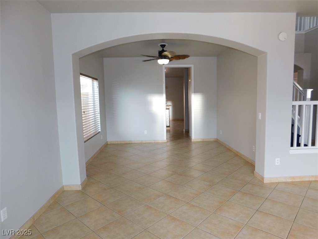 2905 Shimmering Bay Street Property Photo 7