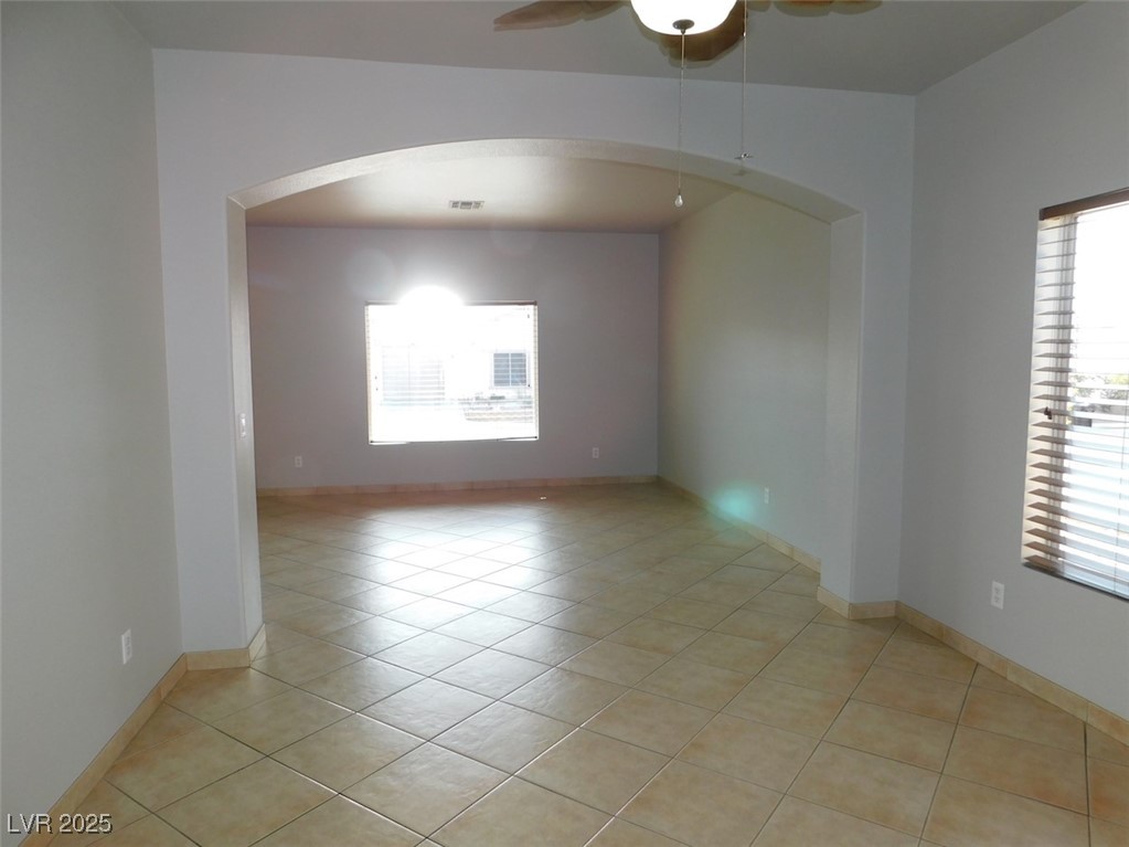 2905 Shimmering Bay Street Property Photo 11