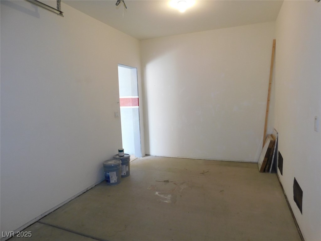 2905 Shimmering Bay Street Property Photo 54
