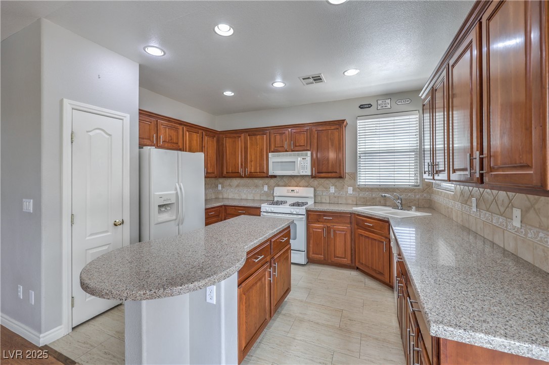 9005 Semillon Street Property Photo 10