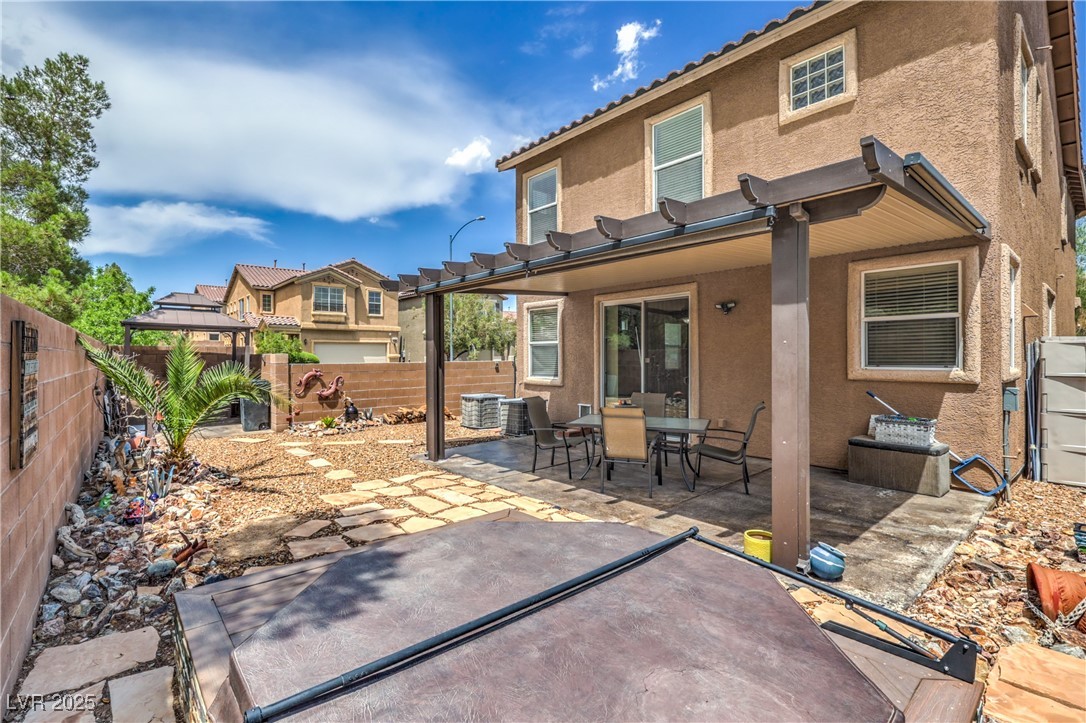 9005 Semillon Street Property Photo 34