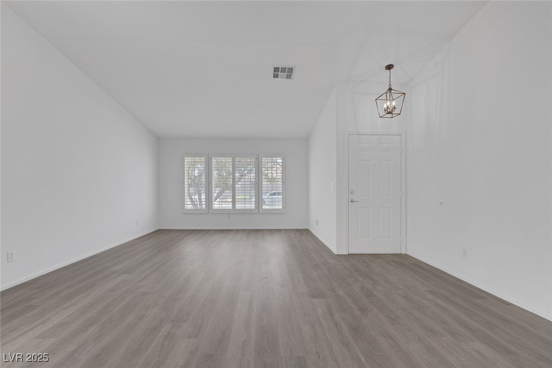 5808 Spinnaker Reach Avenue Property Photo 4