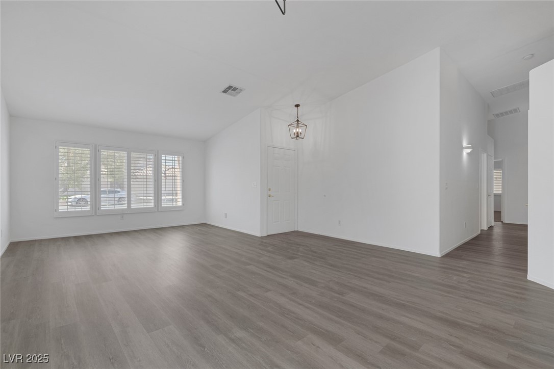 5808 Spinnaker Reach Avenue Property Photo 6