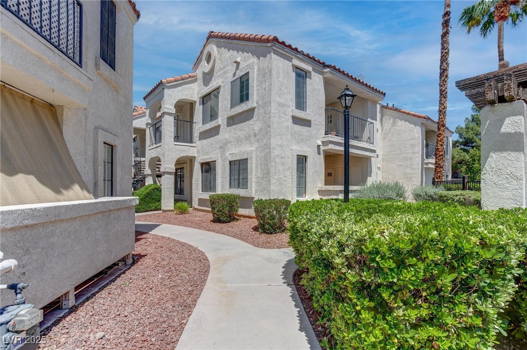 4860 Nara Vista Way 104 Property Photo 1