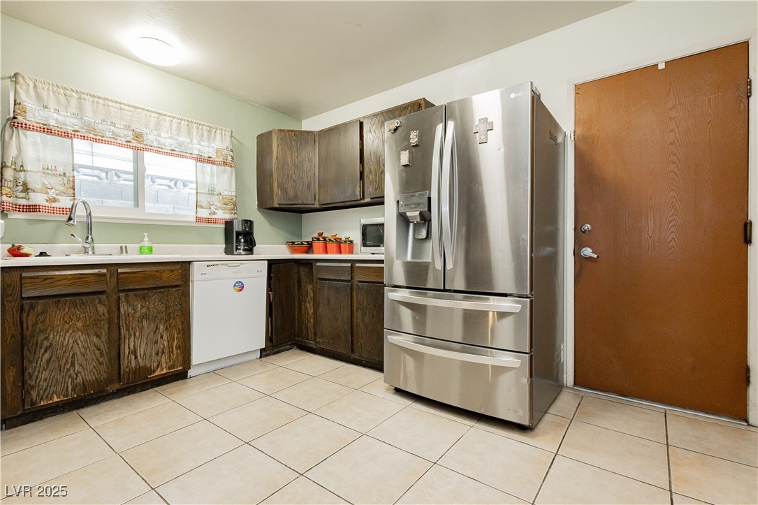 7701 Pheasant Lane Property Photo 10