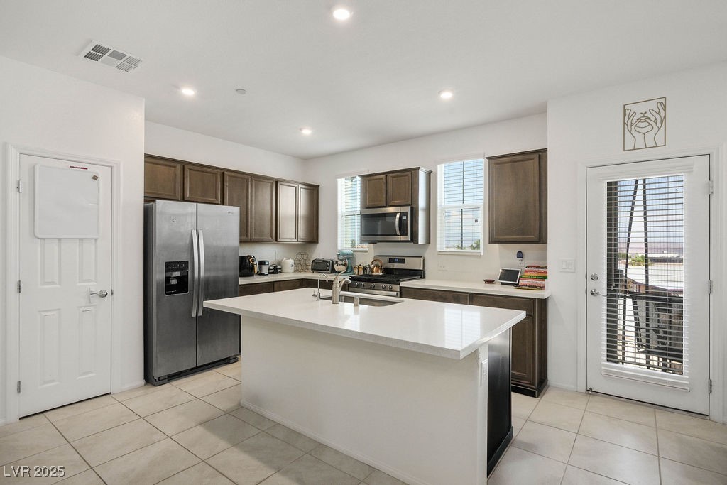611 Sedum Avenue Property Photo 3