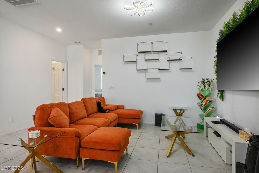 611 Sedum Avenue Property Photo 8