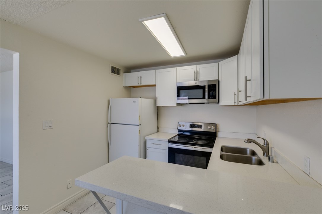 212 Orland Street 28 Property Photo 1