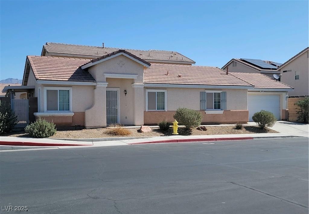 4718 Victoria Garden Avenue Property Photo 1