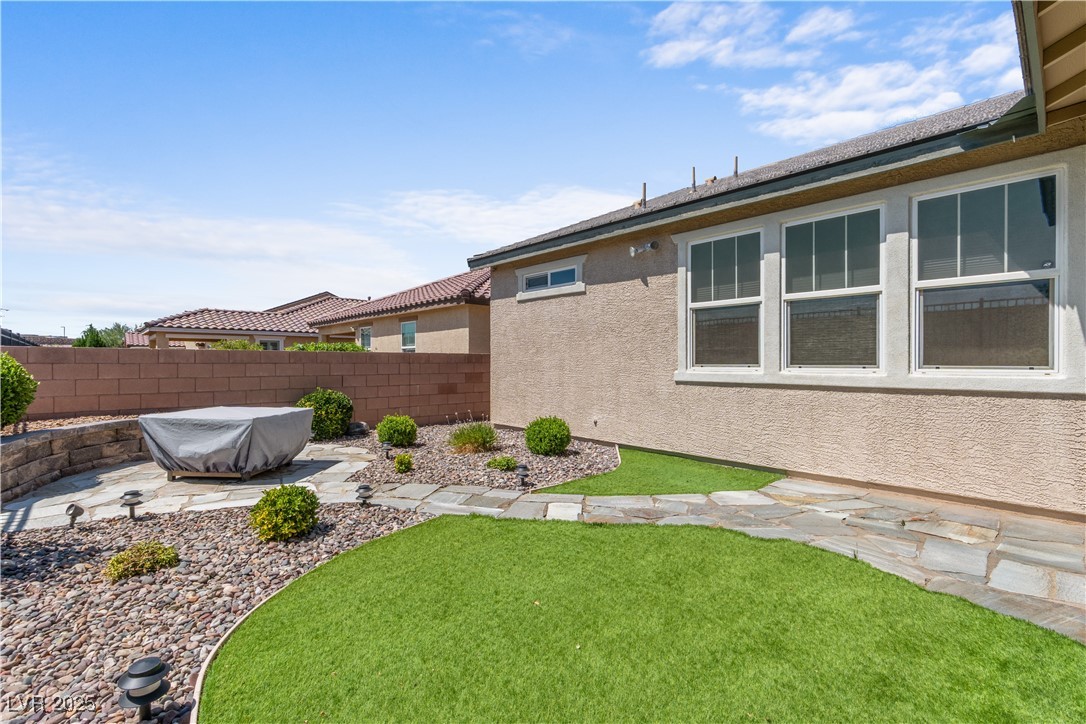 2207 Valdina Street Property Photo 46