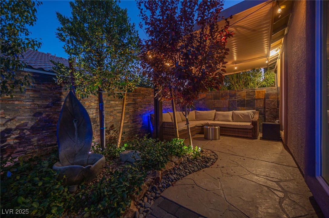 340 Autumn Palace Court Property Photo 67